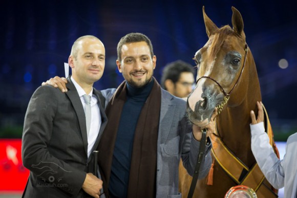 أبها قطر كأس العالم باريس SSS_7224