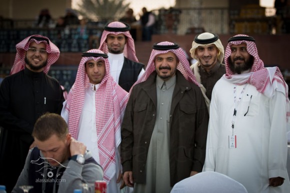 ش عبدالله آل ثاني ومجموعة مربين سعوديين