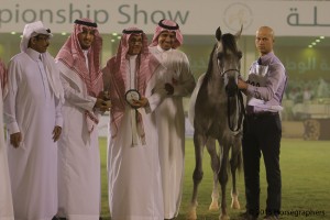 ?-?????? ?????? ??  مقبل عذبة ٢٠٠