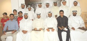 صورة جماعية للمتدربين على تحكيم الخيل العربية