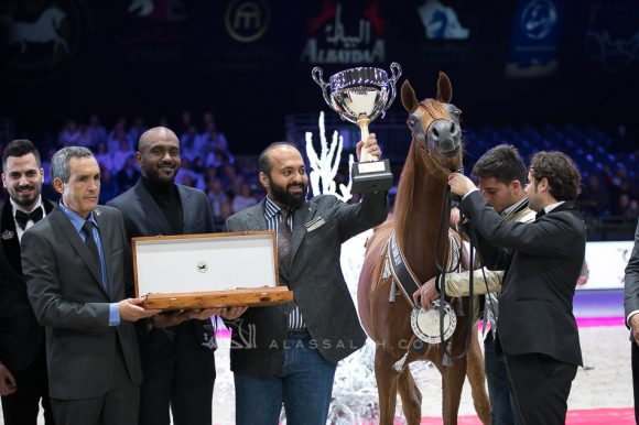 موناليزا الجاسمية (اكواترx منوا) مزرعة الجاسمية – قطر