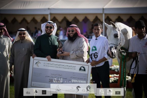 كارمن الخالد (جلرويوس أبالx كوسموبوليتان جي) مزرعة الخالد – السعودية