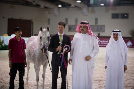 «الزبير» و «المحمدية» و «السكب» و «العالية» و «دبي» و «الخالدية» أبطال «المربين العرب» لعام ٢٠١٤ – صور ونتائج..