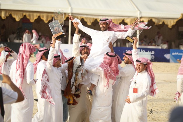 انتاج «النواصي».. يكتسح الداني والقاصي .. في اليوم الأول ببطولة الإنتاج المحلي الرابعة لجمال الخيل العربية