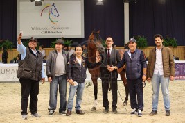 كأس كل الأمم ٢٠١٥ بألمانيا يدشن يومه الأول بتأهل «الصقران» و«دبي» و«عذبه» و«الهواجر» و«عجمان» و«المحمدية» – صور