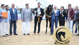 «اليهاندرو» يسجل ثالث أعلى درجة يحققها جواد في بطولة منتون منذ انطلاقها