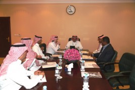 مدير مركز الملك عبدالعزيز يجتمع بعدة جهات للإطلاع على مسودة نظام سباقات السرعة للخيل العربية