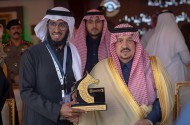 أمير منطقة الرياض يكرم «الأصالة» 