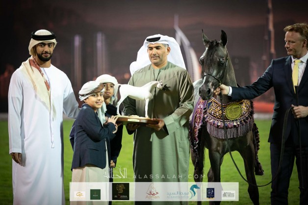 إسطبلات الأريام تواصل تألقها ببطولة عجمان 2020 وتحقق لقب المزرعة الرائدة