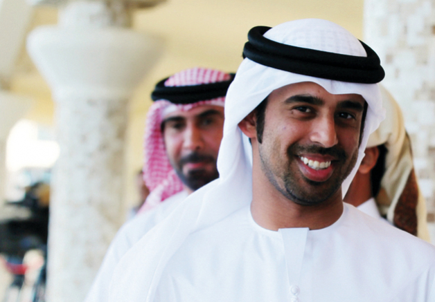 محمد بن زايد يدعم خليفة الفورة في مشاركاته العالمية في تحكيم الخيل العربية