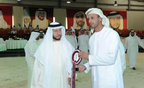 سلطان بن زايد يشهد إنطلاق بطولة جمال الخيول العربية بالختم