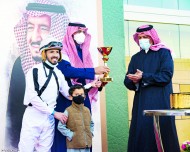 متوكل الخالدية يتزعم سباقات الخيل العربية