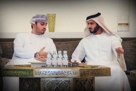 زايد بن حمد يستعرض آفاق التعاون المشترك مع وفد الاتحاد العماني للفروسية والسباق